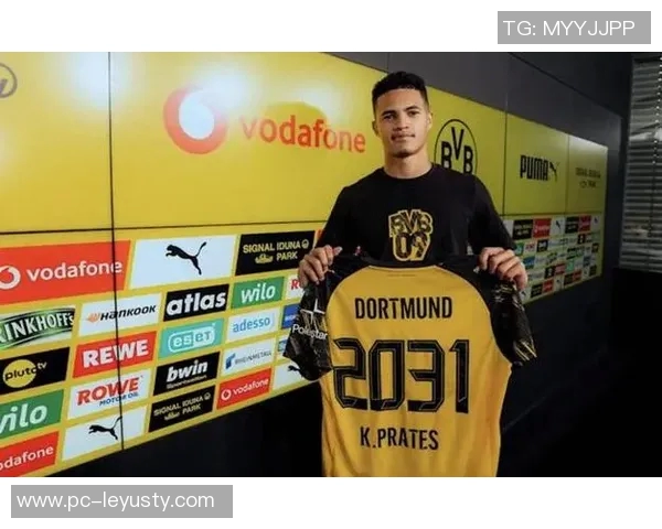 德天空报道多特蒙德与17岁左后卫普拉特斯达达成口头协议报价近千万遭拒 德天空报道多特蒙德与17岁左后卫普拉特斯达达成口头协议报价近千万遭拒